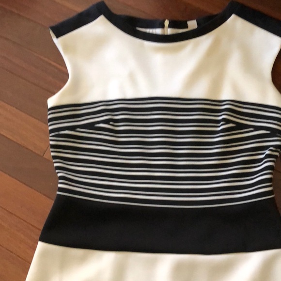 Dress Barn dress - Picture 2 of 7